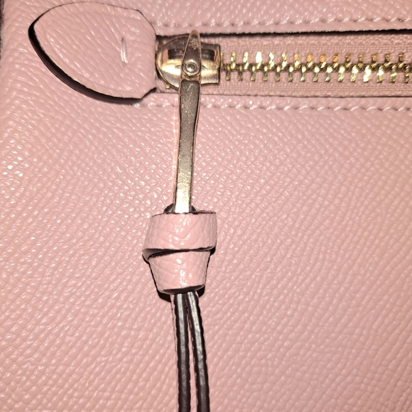 COACH Jordyn Pink Backpack Crossgrain Leather Goldtone Hardware EUC - Picture 7 of 10